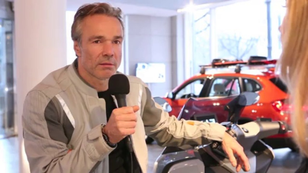 Hannes Jaenicke Interview - Star Struck Sophie