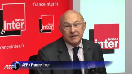 Sapin: la France "à deux doigts" d'inverser la courbe du chômage