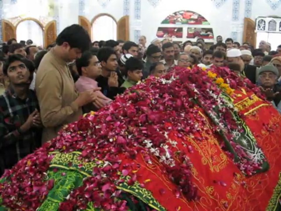 URS MUBARAK QALANDAR BABA AULIA 27 JANUARY 2014 DUA AFTER NAMAZ E ASAR