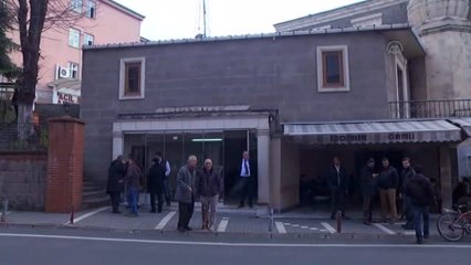 Trabzonspor Teknik Direktörü Akçay'ın Annesi Vefat Etti