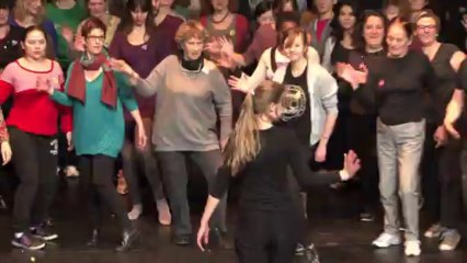 2013/14 Atelier des 200 - Echauffement de Vera Ermakova - MC93