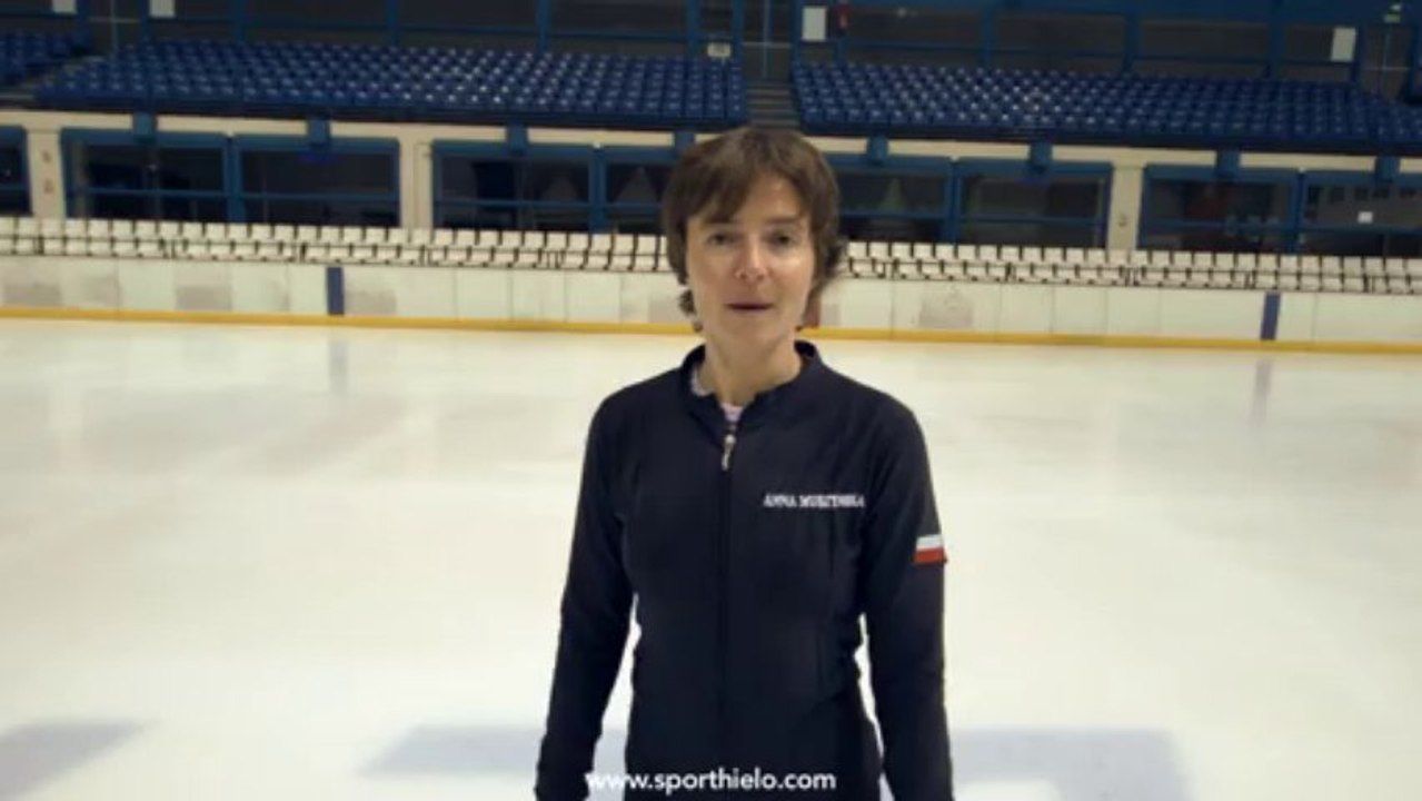 Giros y piruetas en patinaje sobre hielo. Sport Hielo