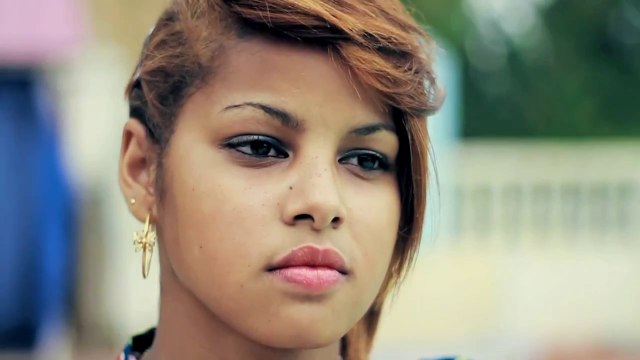 MARION ft T.H.T - Miangavy fa tia (gasy - malagasy)
