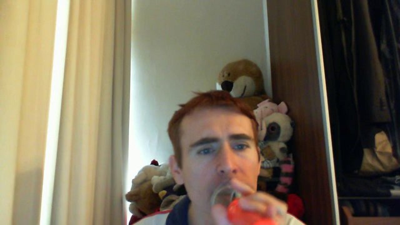 Wiwi égratigne "diamonds on the soles of her shoes" de Paul Simon