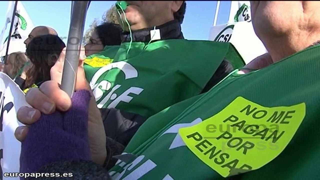 Funcionarios de prisiones protestan contra la privatización