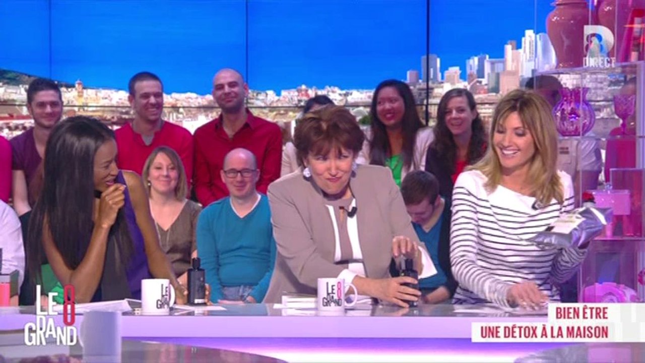 Roselyne Bachelot bave en plein direct