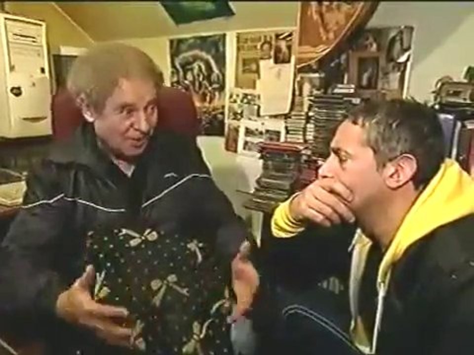 SWEEPS FOX INTERVIEW ON UFO SIGHTINGS AND BACKGROUND