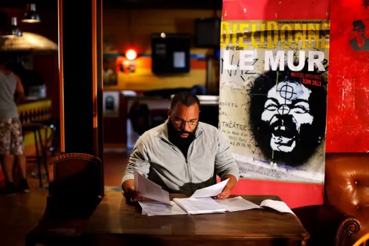 telecharger dieudonne le mur