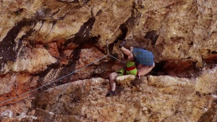 Video herunterladen: Magnus Midtbø dompte la grotte 