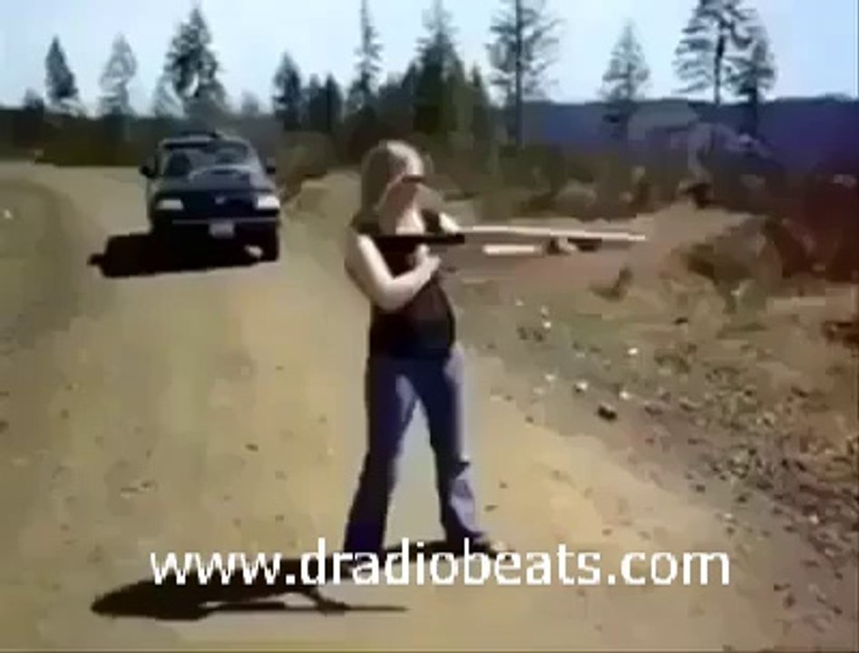 girls can't handle guns