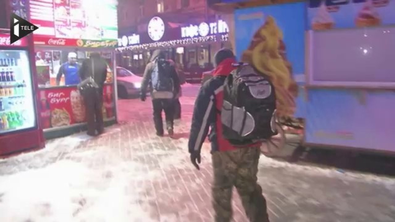 Solidarité et coups de pouce entre opposants ukrainiens