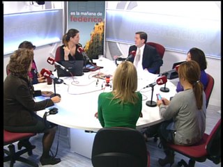 Crónica Rosa: Hollande rompe con Valérie - 27/01/14