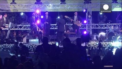 Abbas presides over mass wedding in West Bank