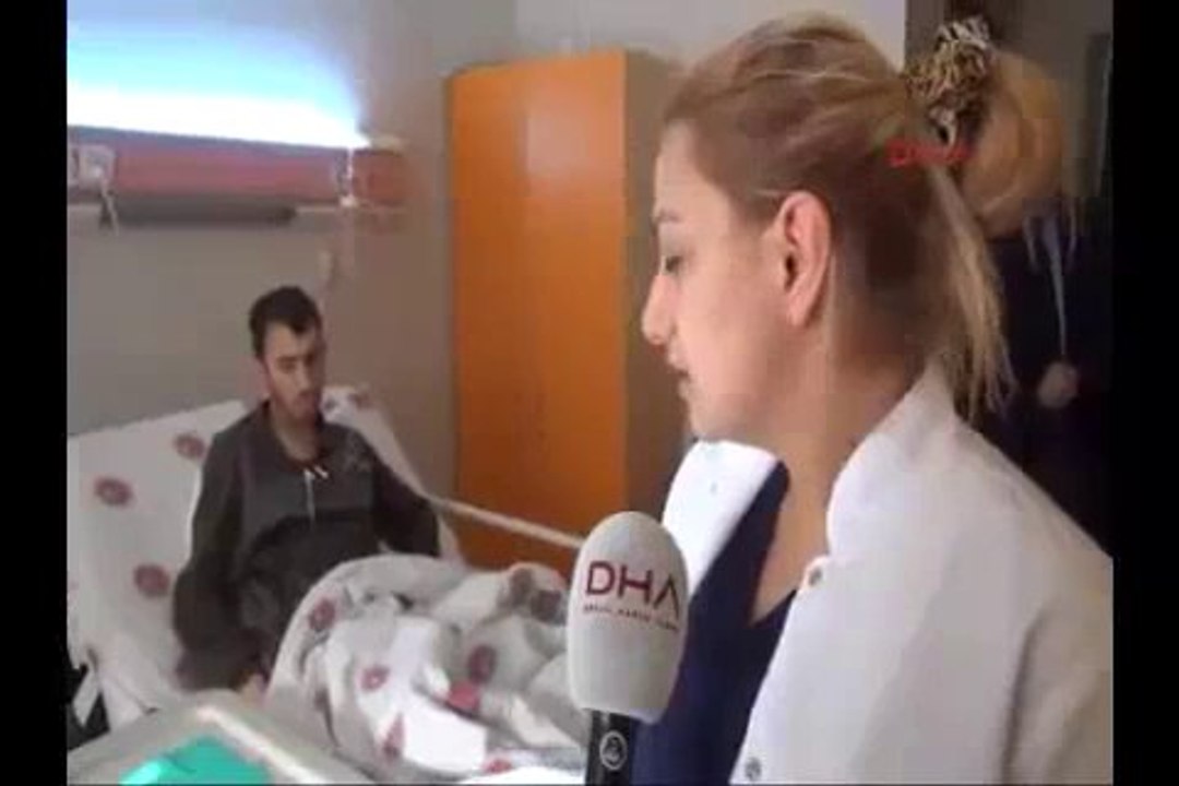 Yemek borusundan kol saati çıktı!