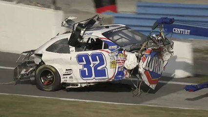 Des spectateurs blessés après un accident en Nascar