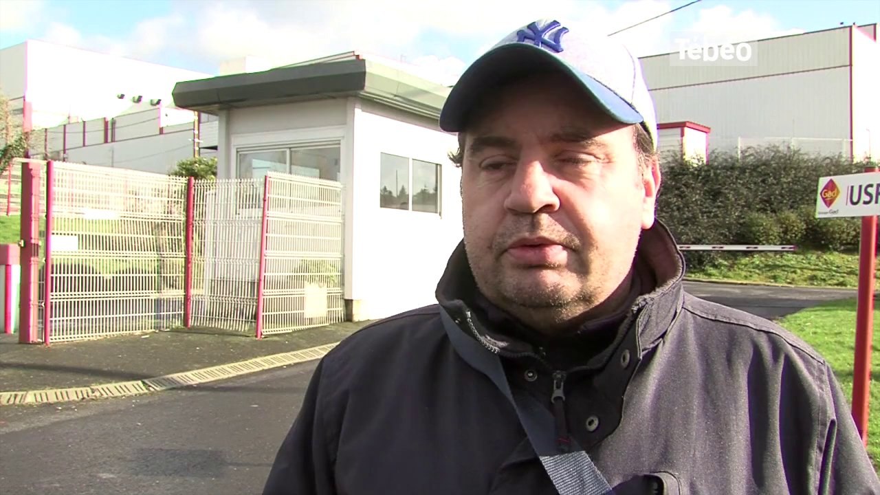 Lampaul-Guimiliau. Gad : anciens salariés et Bonnets rouges laissent partir les camions