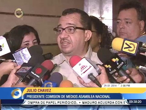 Diputado Chávez: En el puerto de La Guaira hay 13.700 bobinas de papel periódico que aún no han sido retiradas