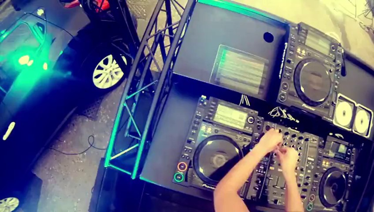 Le Nissan Juke transformé en Juke Box