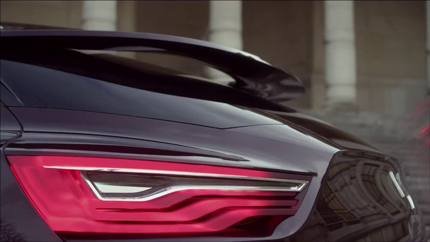 Séquence glamour pour la Citroën DS9