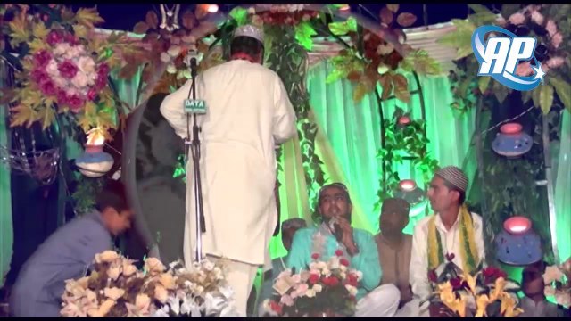 Mohammad Shahbaz Hanif Chishti (aa Vi Ja) in Mehfil-e-Milad. Khaarak stop, Multan Road Lahore