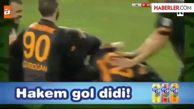 Mancini ve Tugay, Sabri'nin Golünden Sonra Gülümsedi