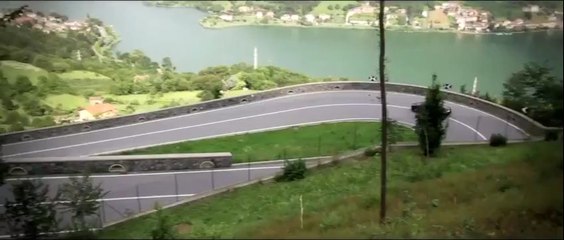 Aston Martin fait craquer les femmes