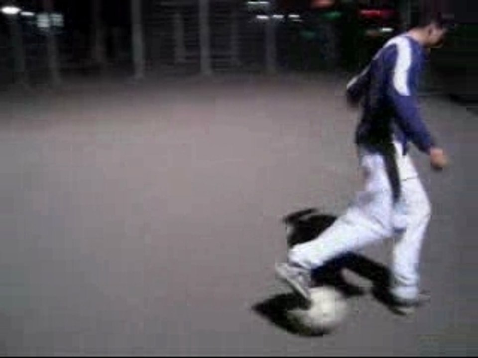 Soccer - Freestyle de Touziani