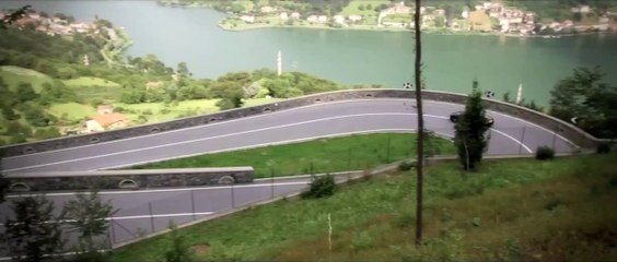 Aston Martin Virage, par amour des femmes