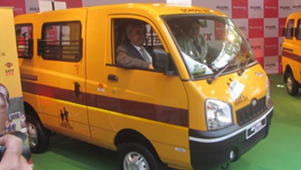 Mahindra Maxximo Mini Van VX School Bus | Quick Review