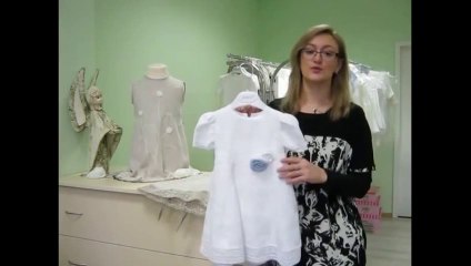 Krikstynu suknele mergaitei. Kaip pasirinkti suknele kai mergaite yra lieknesne nei įprastai.