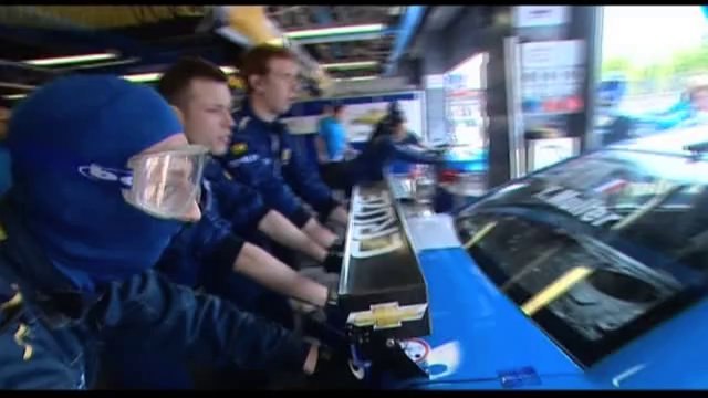 Excès de vitesse n°19 Au coeur du WTCC avec Yvan Muller