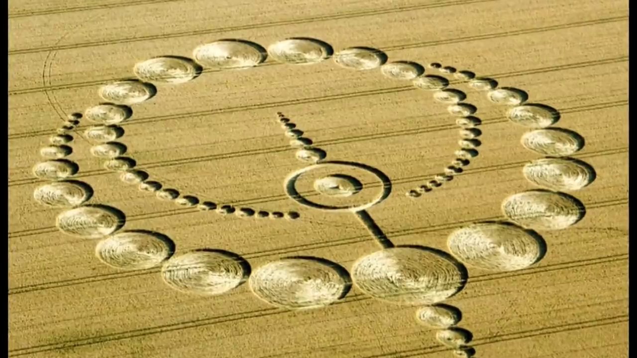 Crop Circle at Etchilhampton, Nr Devizes, Wiltshire 28th July 2012