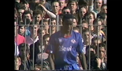Oldham Athletic v Man Utd FA Cup 1990 First Half