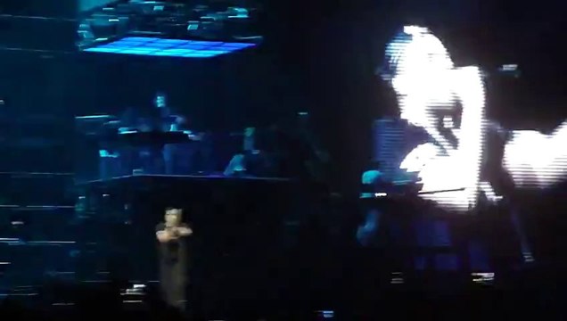 Jay-Z Brings Out Meek Mill While Performing At Wells Fargo In Philadelphia