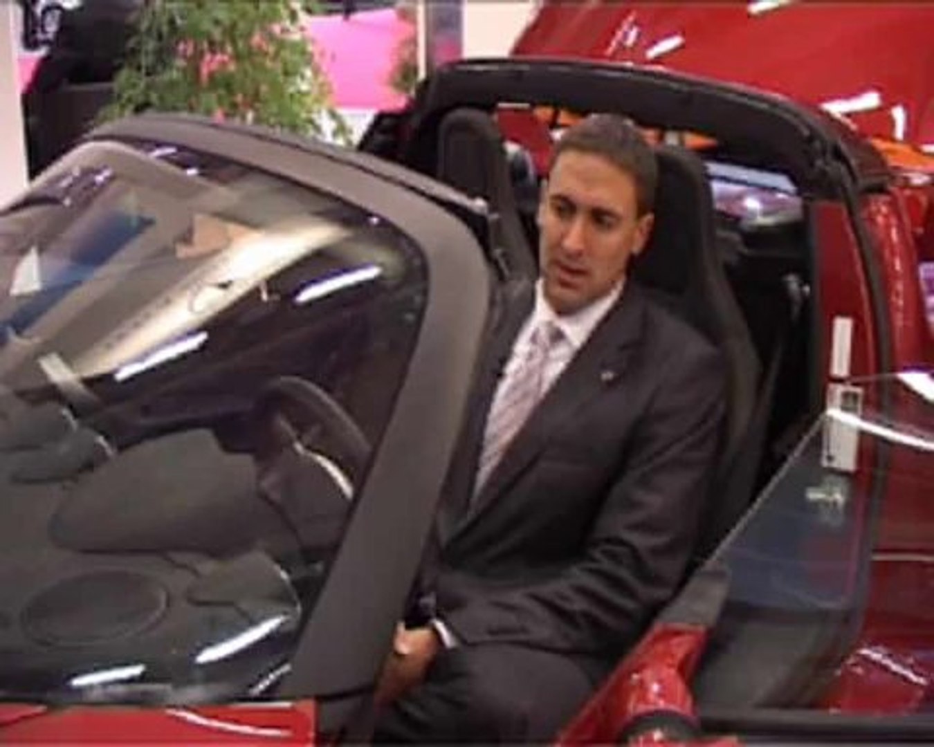 ⁣Reportage Tesla Roadster