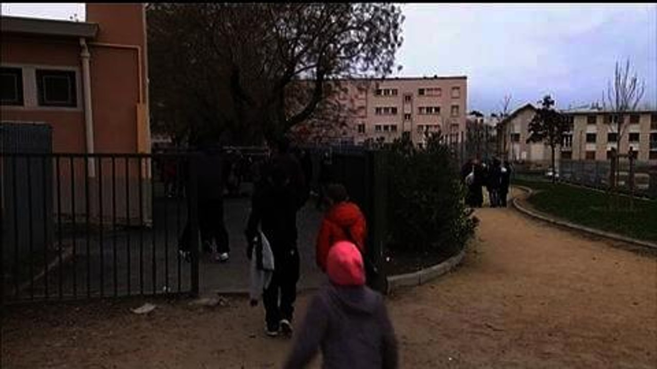ABCD de l'égalité : "Les parents peuvent venir voir", explique un directeur d'école