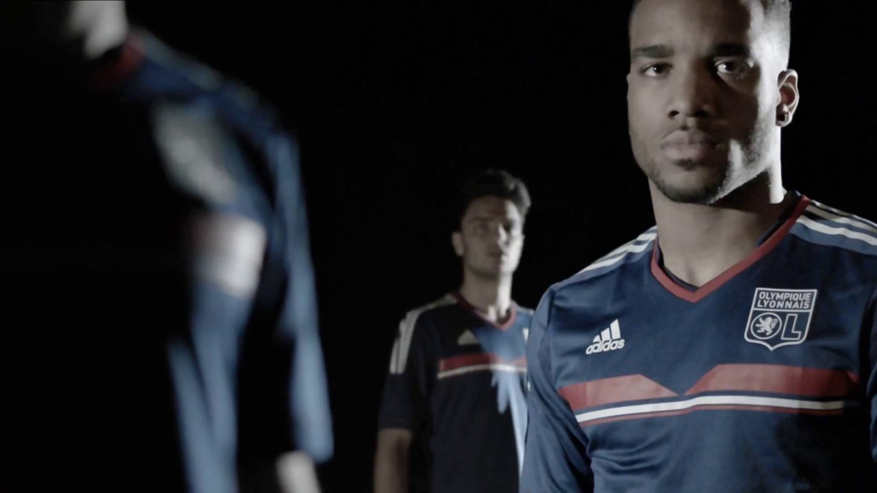 Le nouveau maillot de l'Olympique Lyonnais