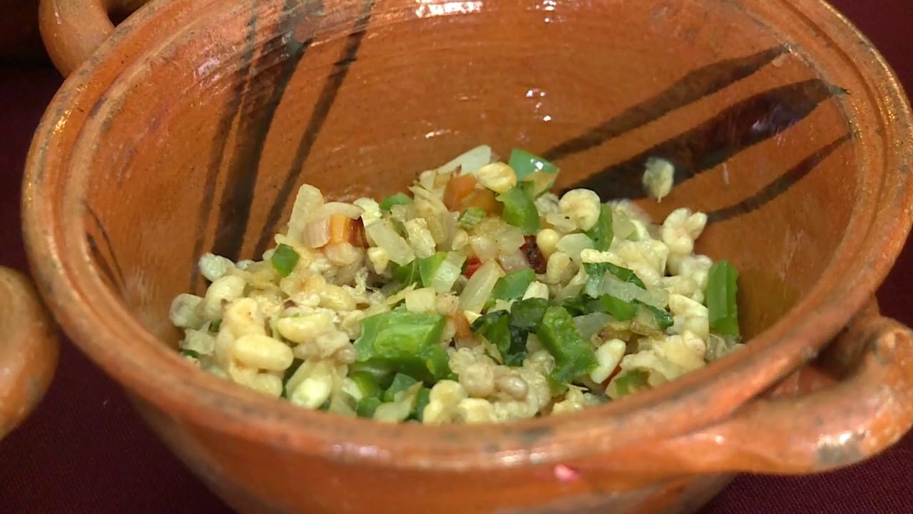 Knackige Käfer und würzige Würmer als Delikatessen in Mexiko