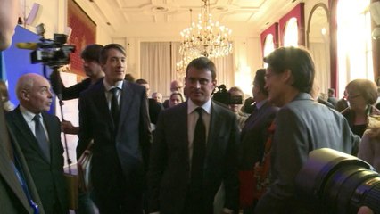 Immigration: Valls dresse son bilan