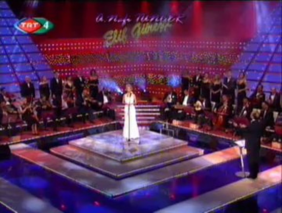 Elif GÜREŞÇİ ÇİFTÇİOĞLU-Bu Hazan Yine Kalbim Maziden Daha Kırık