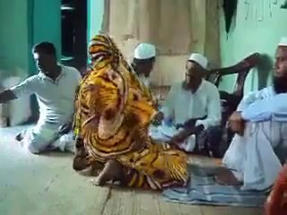 jab tak jahil zinda hain peer bhokay nhin rahain ghay