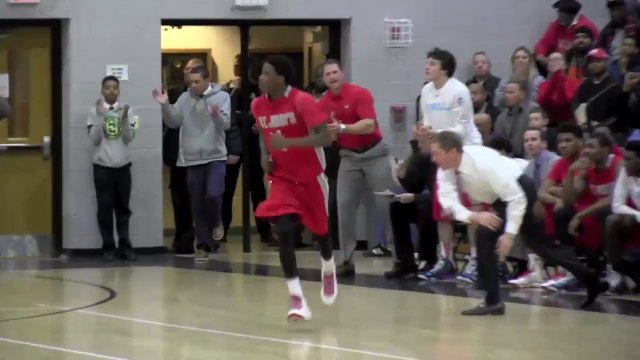 No. 2 St. John’s stuns No. 1 Paul VI with buzzer-beater