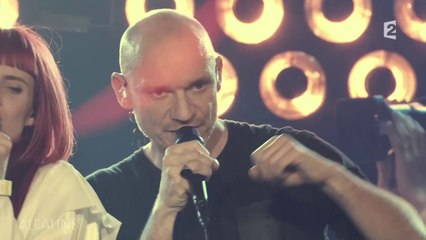 Duo Owlle et Gaëtan Roussel "Road To Nowhere' dans Alcaline, le Concert