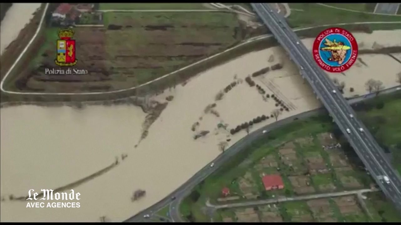 Vu du ciel : inondations en Toscane après une crue de l’Arno