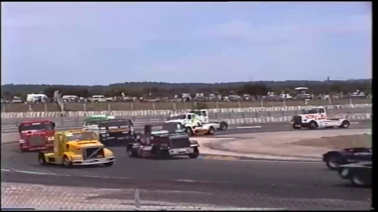 Grand Prix Camions du Castellet 1993 Circuit Paul Ricard France Compétition Course Championnat Trucks Race Truck Championship Camion Américain Poids Lourds Remorques Rassemblement Exposition Véhicules de Collection Anciens Démonstration Figures Moto