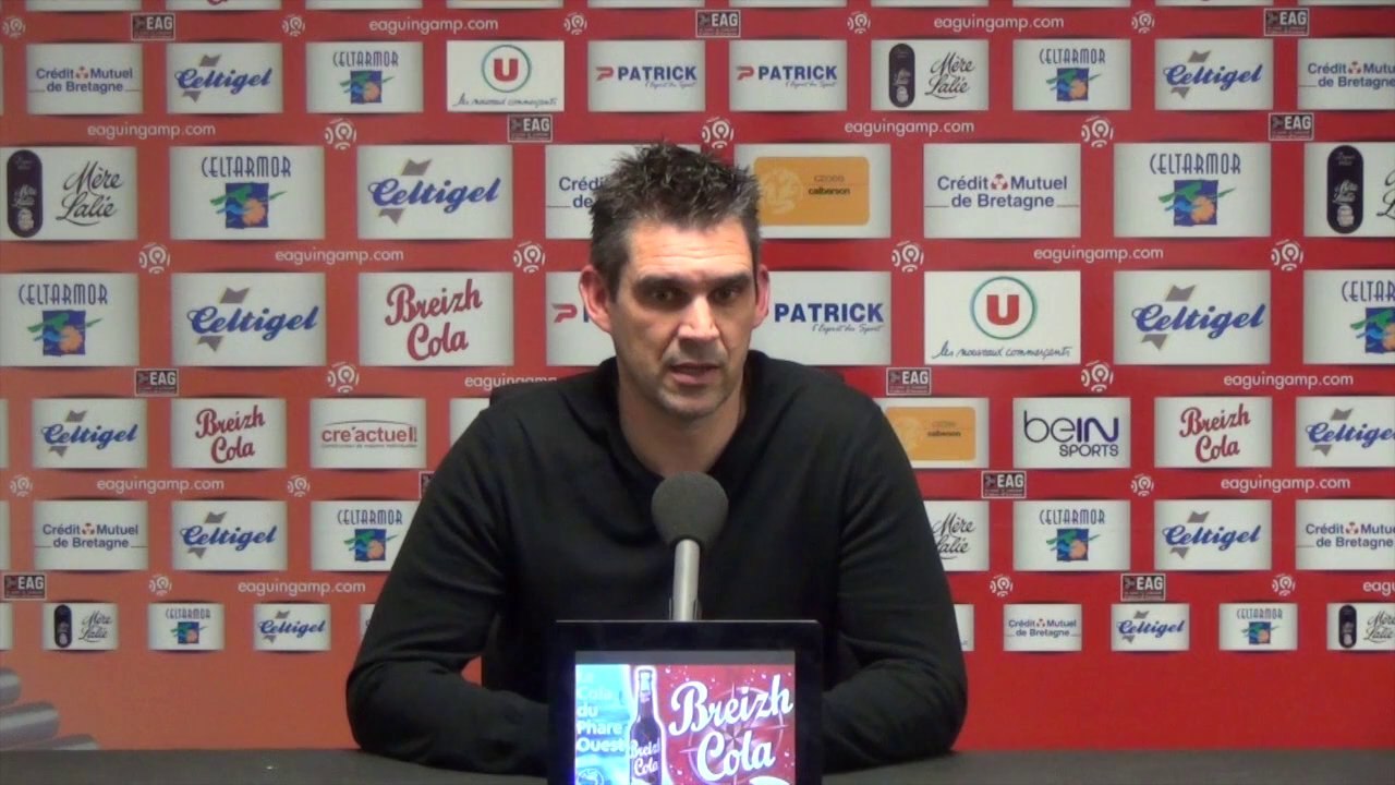 L1-J23 CONFERENCE JOCELYN GOURVENNEC AVANT BASTIA GUINGAMP
