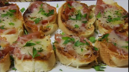 Catamaran Sailing Vacation on 'Green Flash'.  Call Us 800-478-2029