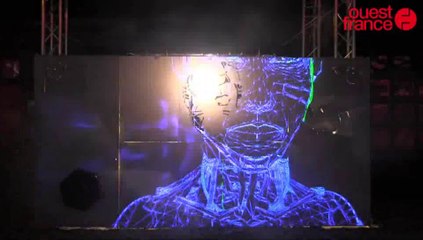 Les EssenCiels à Saint-Lô: un plasmapping qui fait des étincelles!