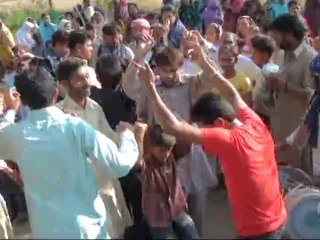 Peer Bhole shah sarkar (Saien M.Iqbal) Ratiyaan seydaan Dhamal 12 jun 2013.VOB-