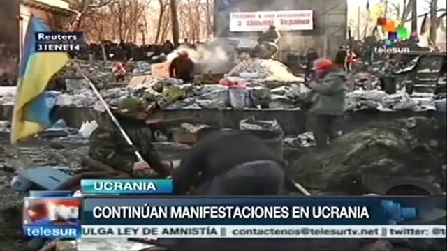 Ucranianos se niegan a abandonar las calles, piden renuncia del pdte.